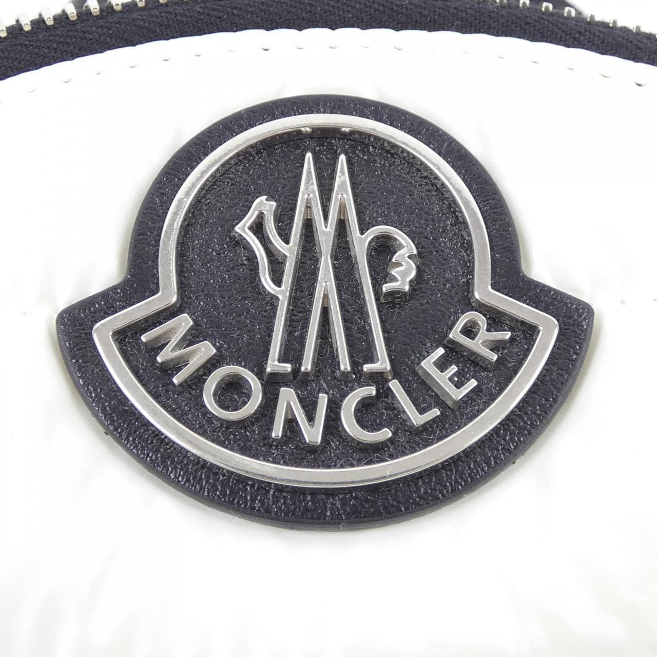 モンクレール MONCLER J1095B5L0024 M2176 BAG