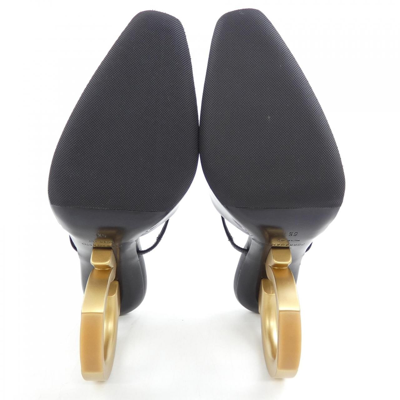 フェラガモ FERRAGAMO サンダル