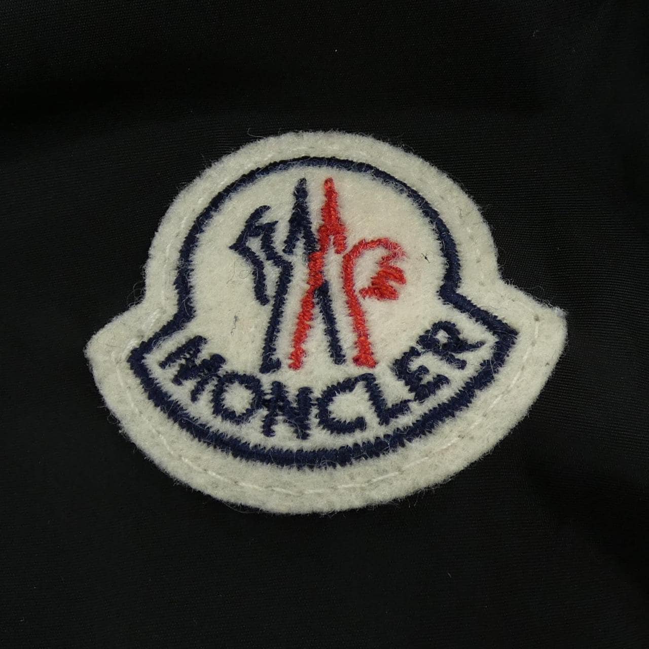 モンクレール MONCLER VIVE ブルゾン