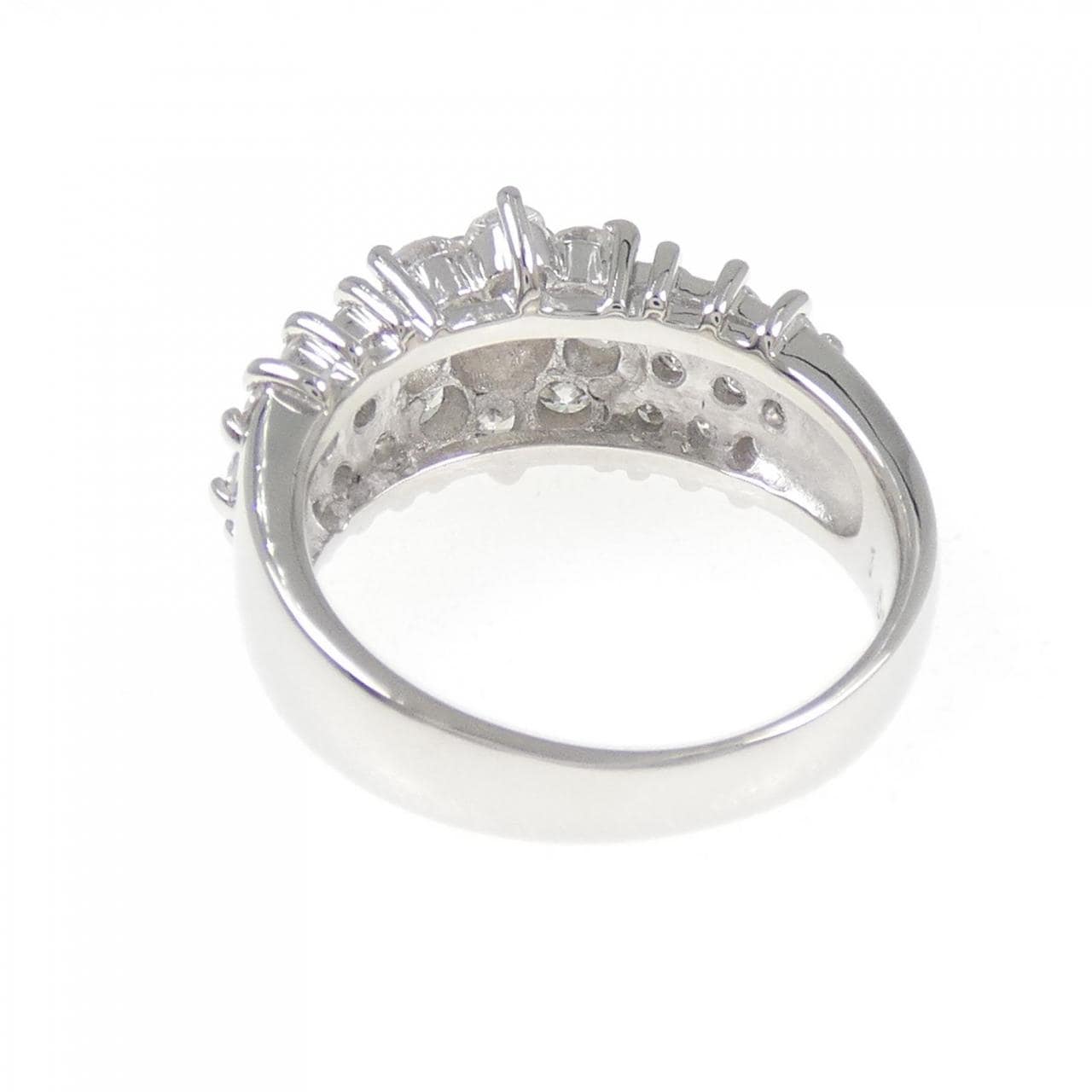 PT900 フラワー ダイヤモンド リング 1.50CT