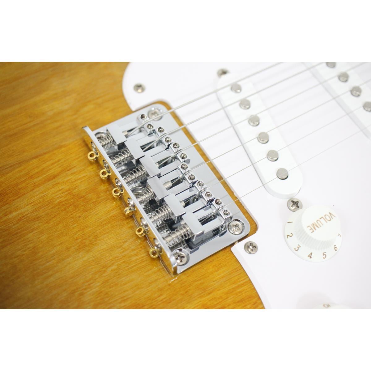 ＳＱＵＩＥＲ　ＢＵＬＬＥＴ　ＳＴＲＡＴＯＣＡＳＴＥＲ