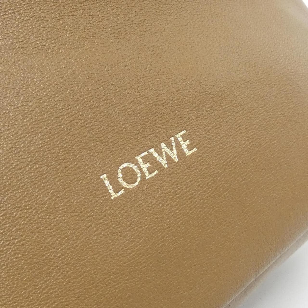 ロエベ スクイーズ スモール A914NCHX01 ショルダーバッグ