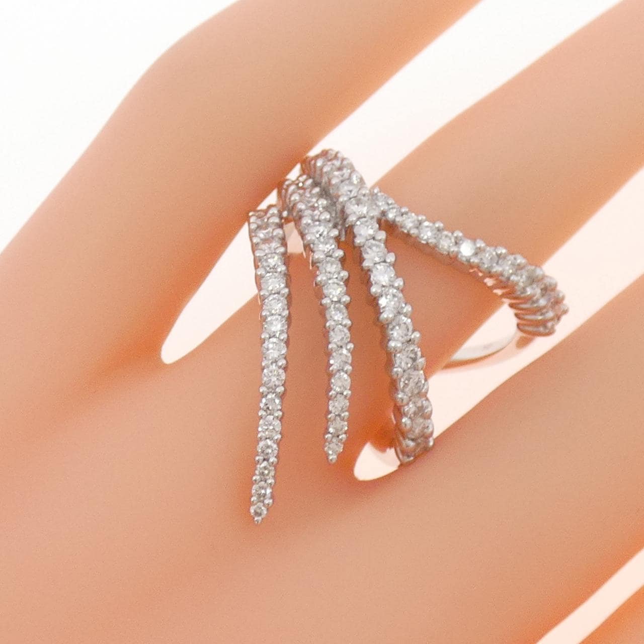 カラッチ ダイヤモンド リング 1.43CT