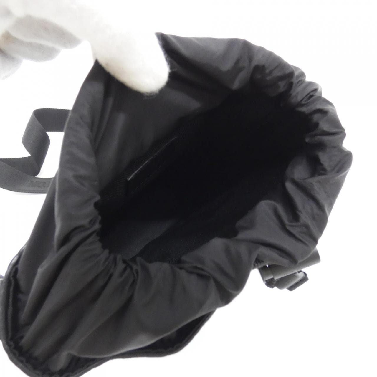 ルイヴィトン モノグラム シャドウ ノエ スリング M82248 ショルダーバッグ