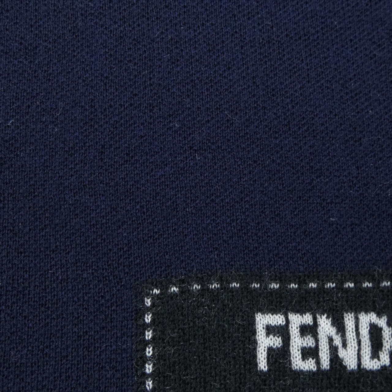 フェンディ FENDI FXS124 AIKI MUFFLER