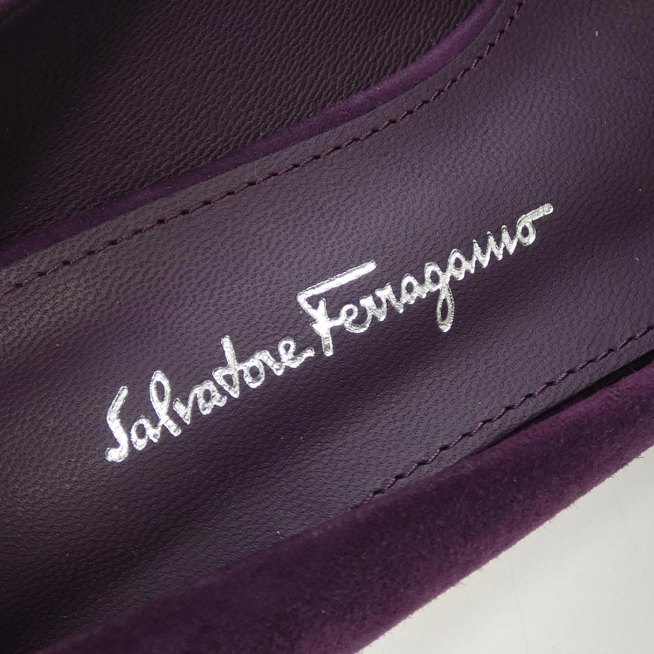 サルヴァトーレフェラガモ SALVATORE FERRAGAMO パンプス