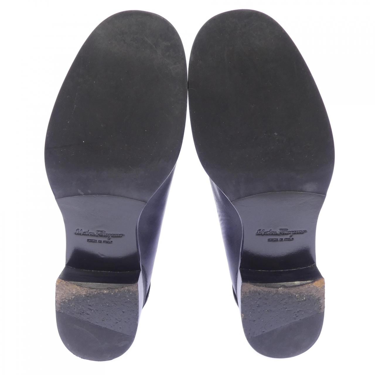 サルヴァトーレフェラガモ SALVATORE FERRAGAMO YM 0270 ブーツ