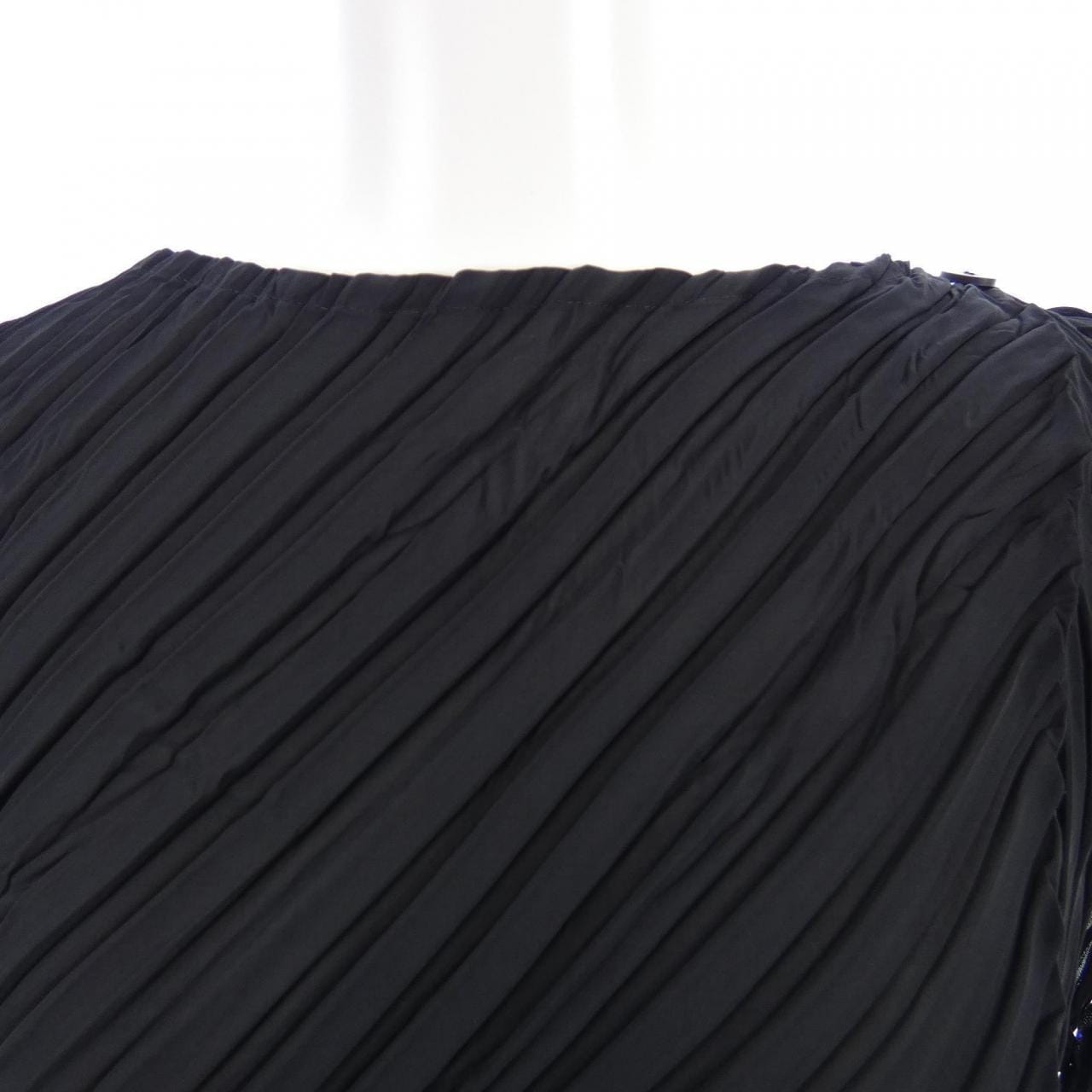 イッセイミヤケ ISSEY MIYAKE IM51FJ674 トップス