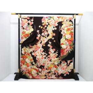 Furisode Yuzen gold color processing with embroidery