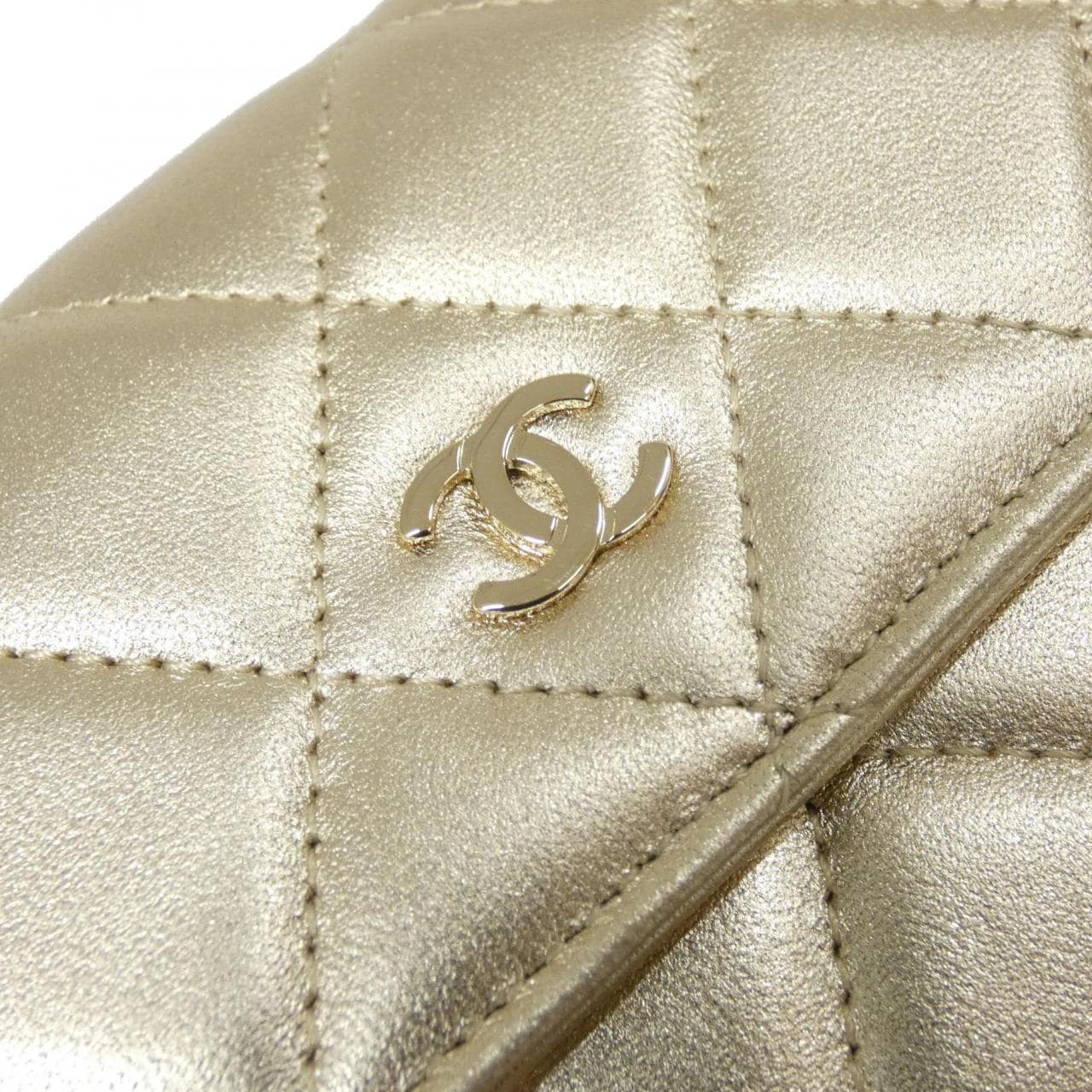 シャネル タイムレスクラシック ライン 50096 財布