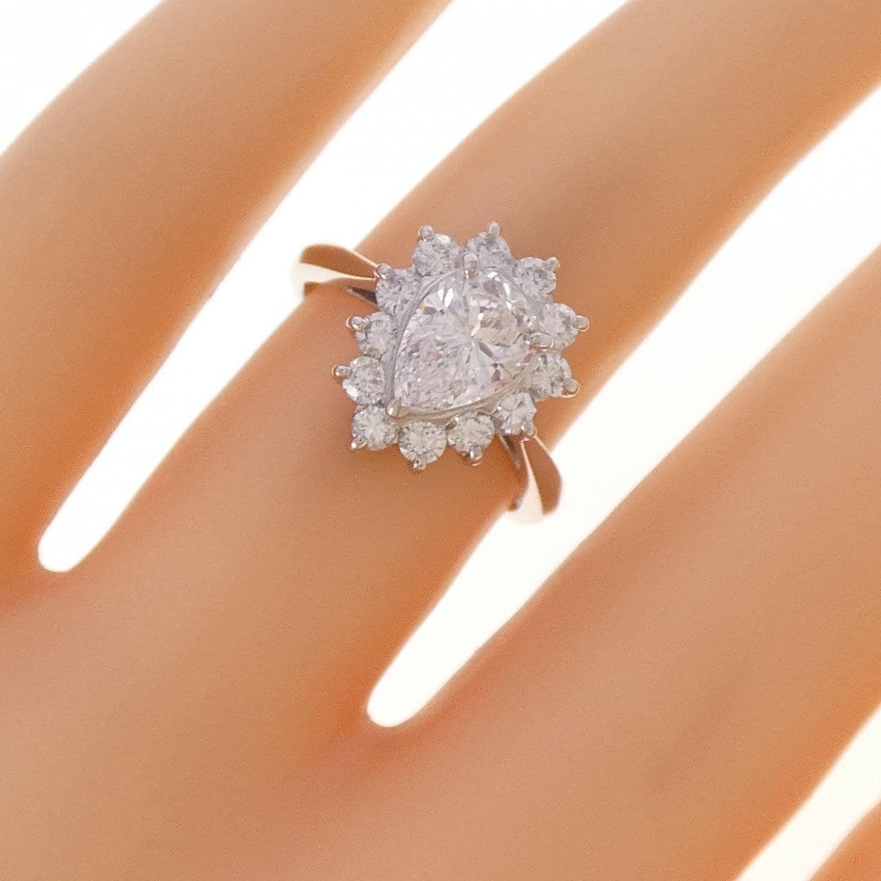 PT900 ダイヤモンド リング 1.008CT E SI2 ペアシェイプ