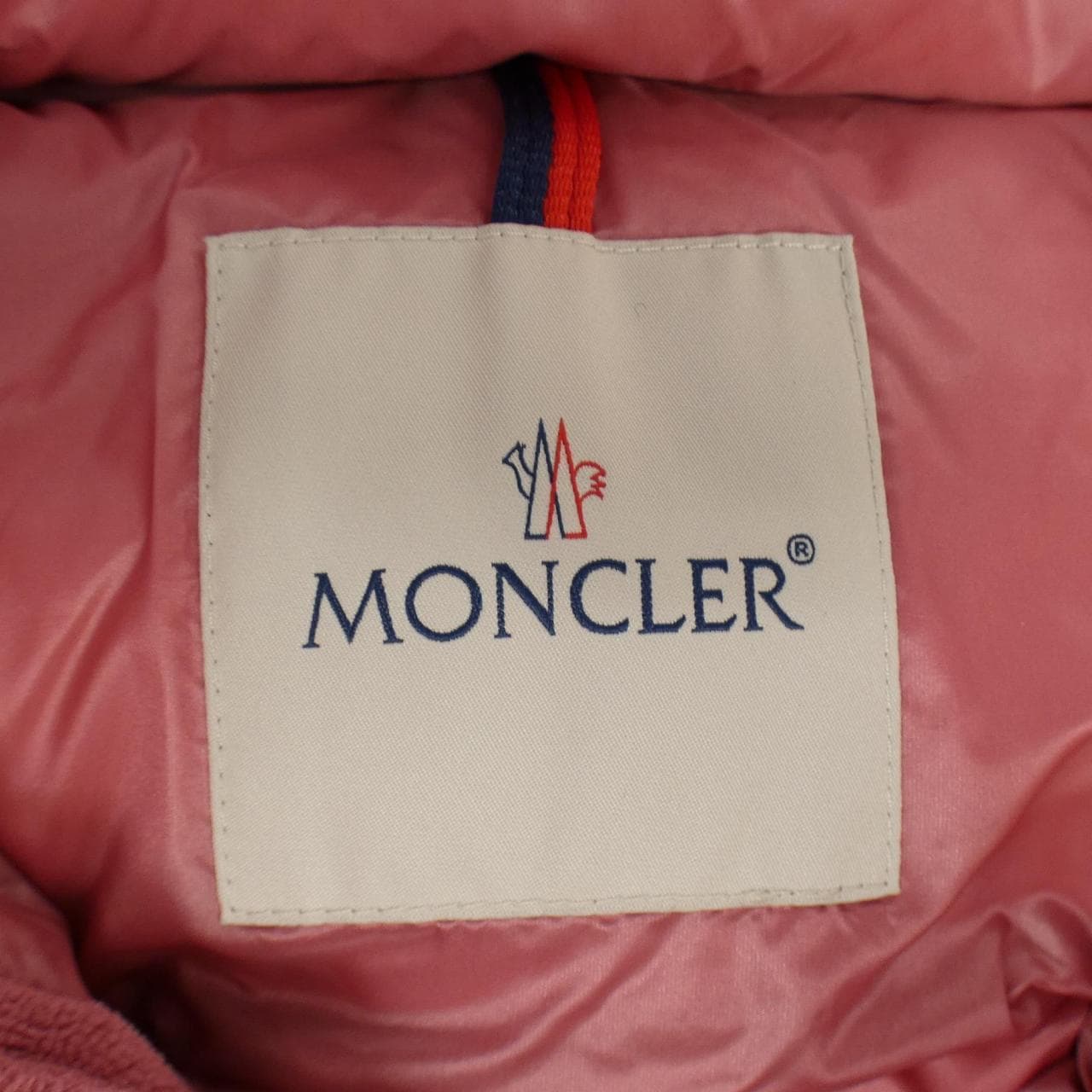 MONCLER蒙克勒羽絨服