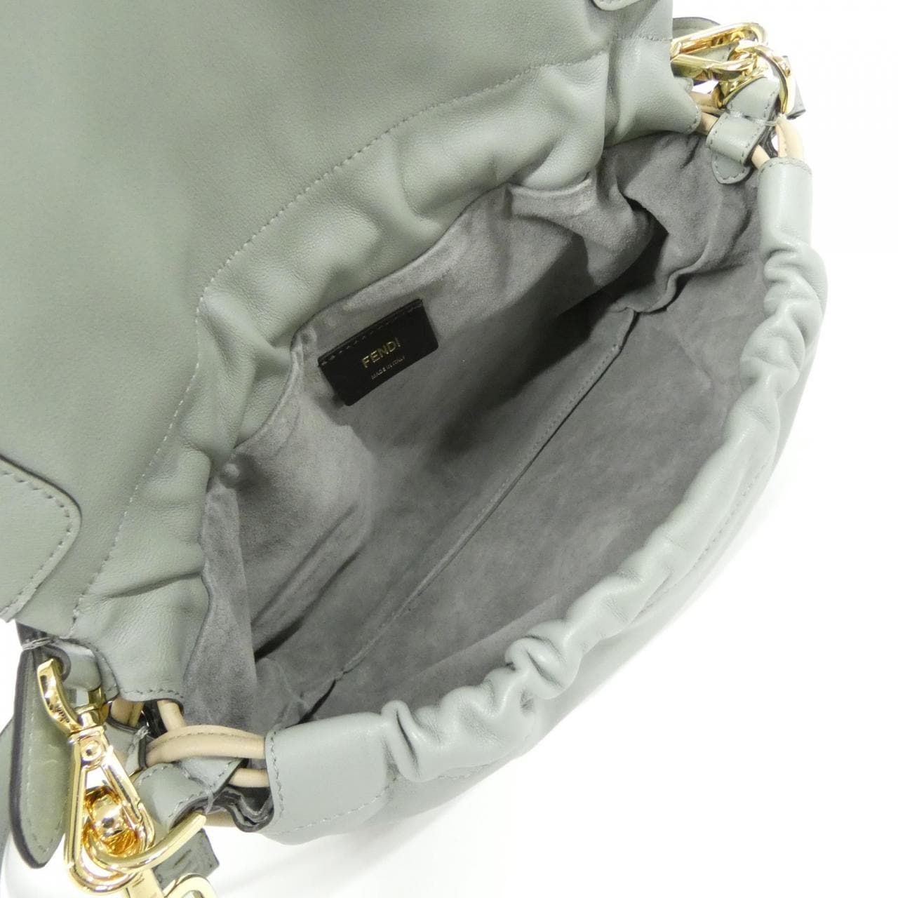 フェンディ マンマ バゲット ミディアム 8BR833 AQ0D ショルダーバッグ