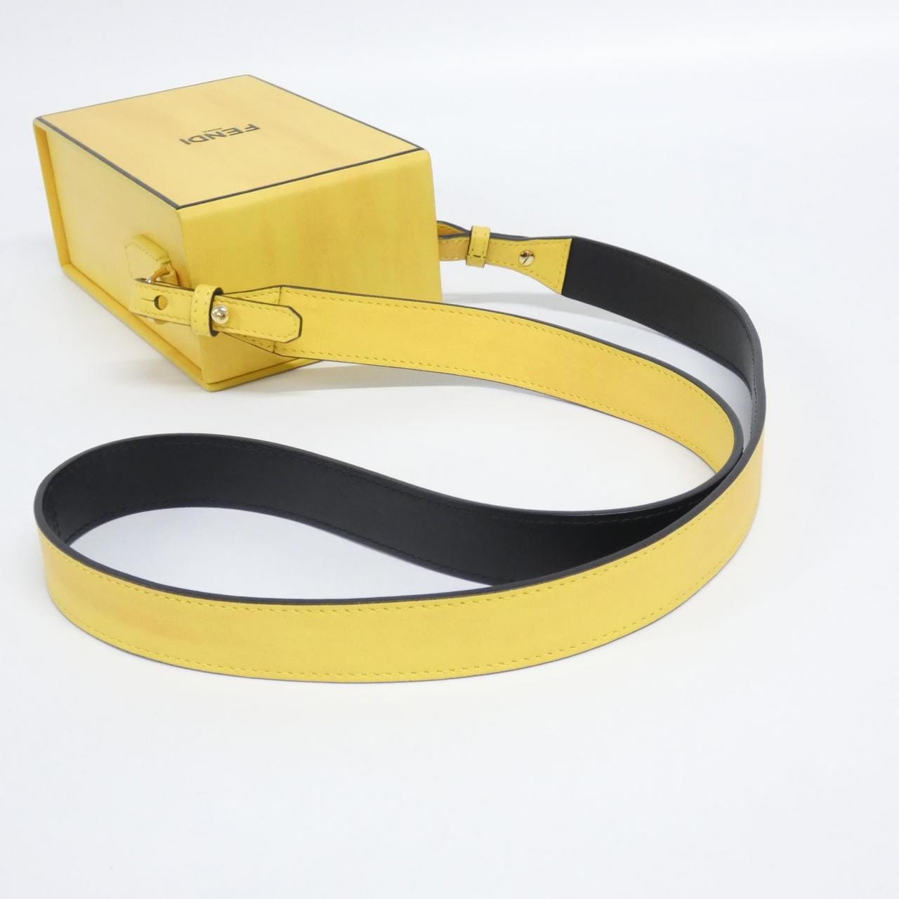 フェンディ 7VA519 ADP6 ショルダーバッグ