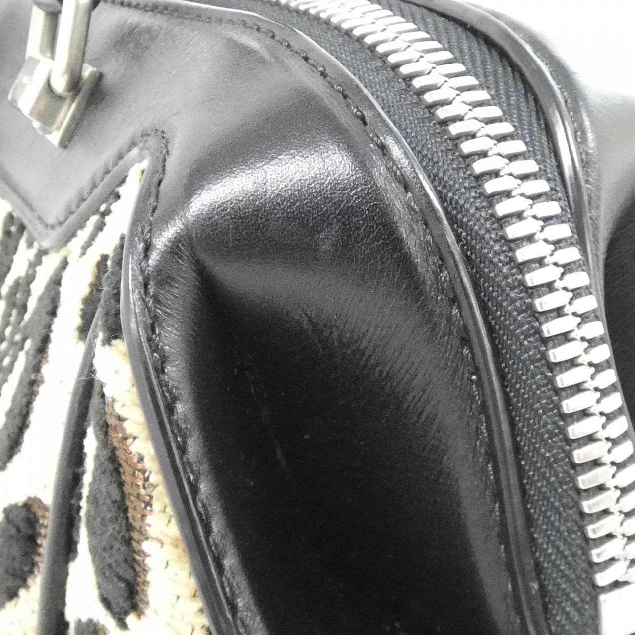 ルイヴィトン レオパード ベイビー M94257 バッグ