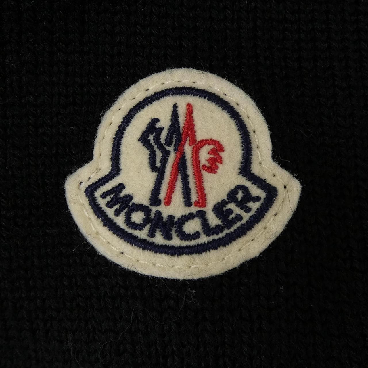【新品】モンクレール MONCLER 20919B00027 M1131 ダウンジャケット