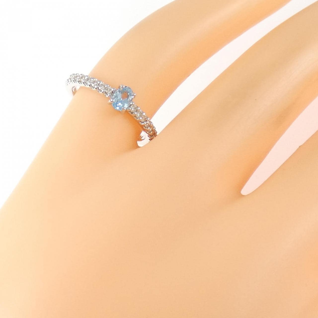 K10WG ブルートパーズ ピンキーリング