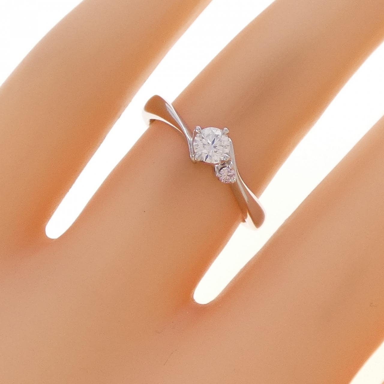 4゜C ダイヤモンド リング 0.204CT