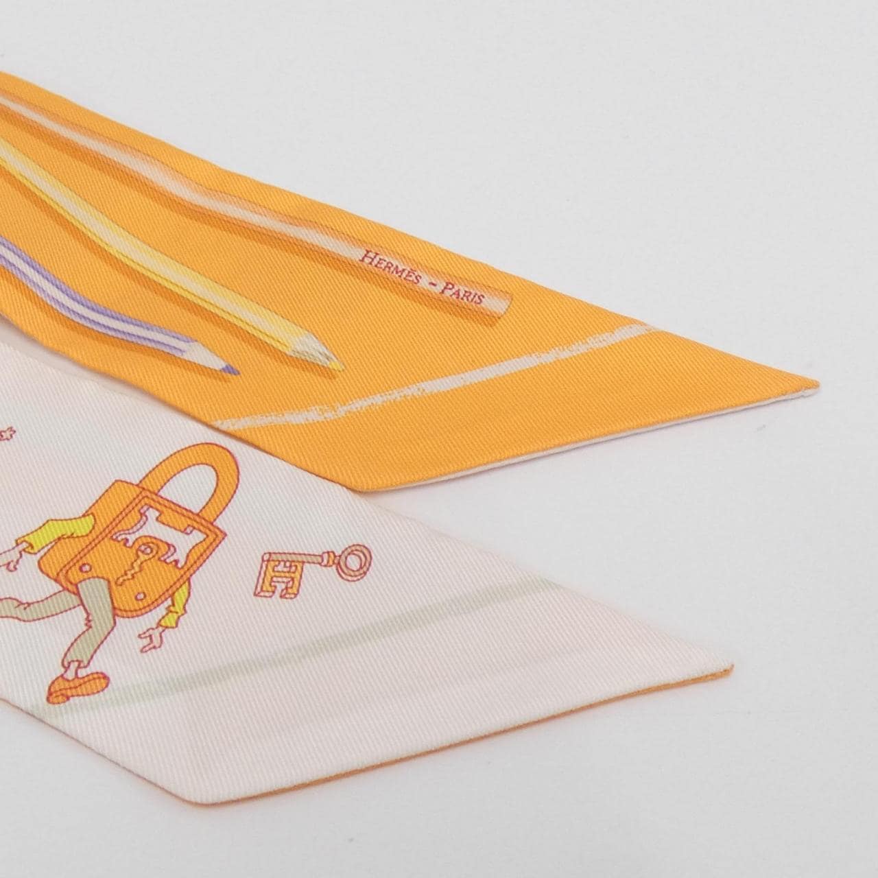 エルメス A VOS CRAYONS ET CARRE ツイリー 064221S スカーフ