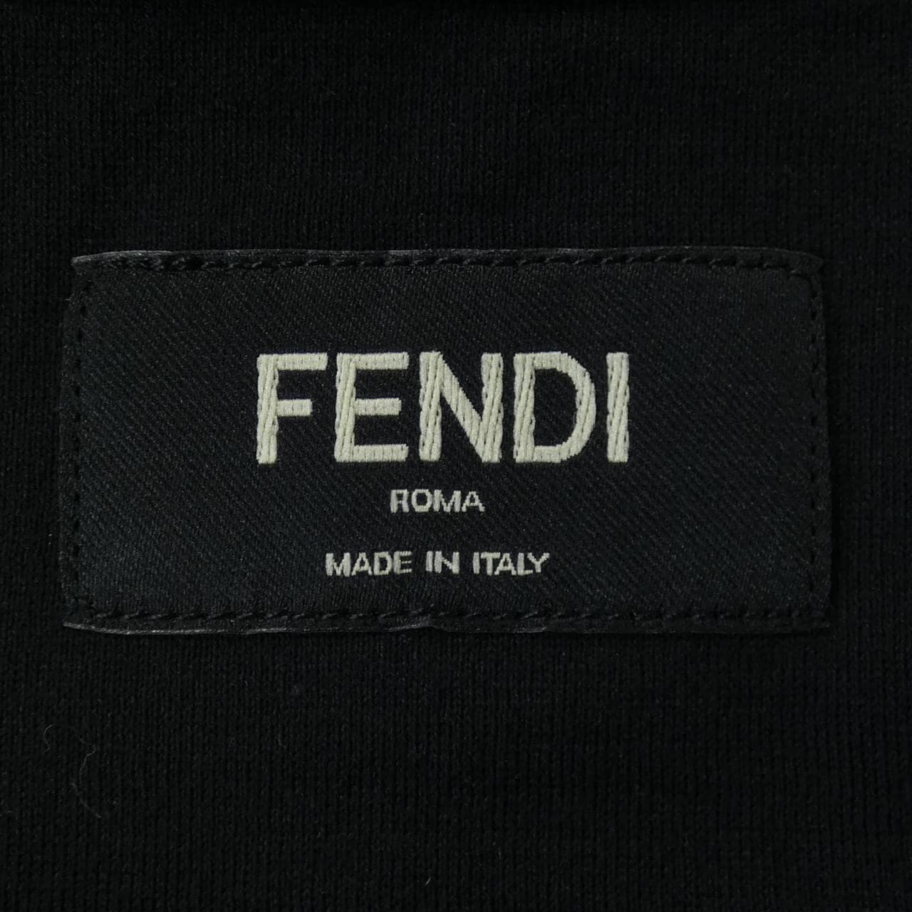 FENDI T 卹