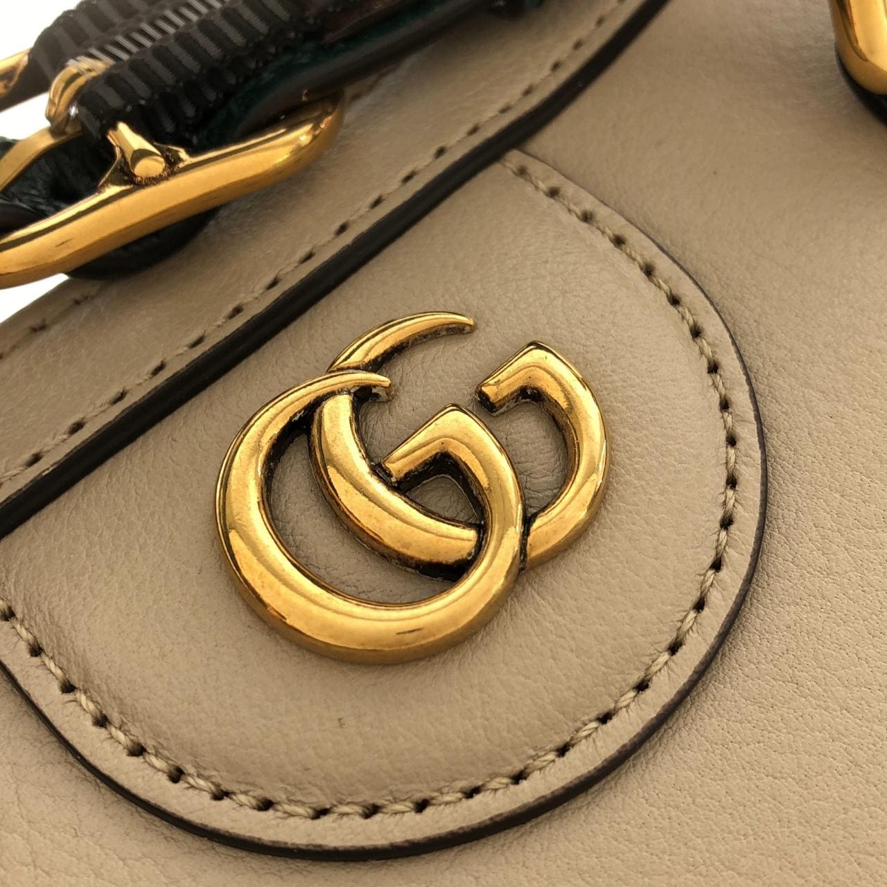 グッチ DIANA 655661 17QET バッグ