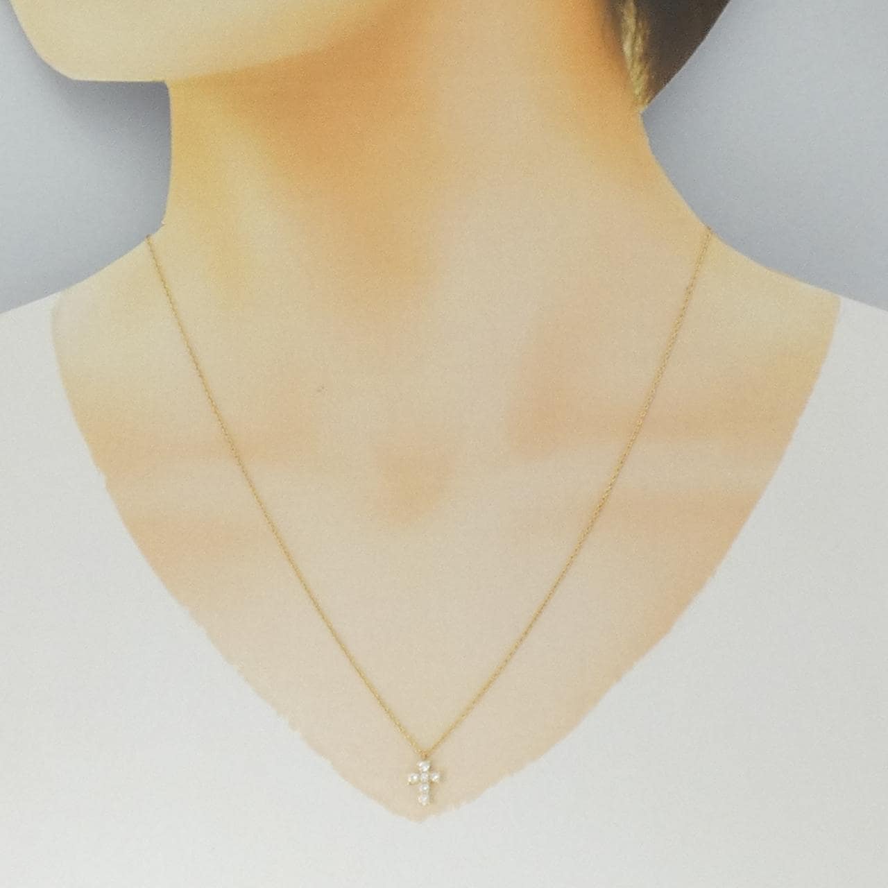 ヴァンドーム クロス ダイヤモンド ネックレス 0.18CT