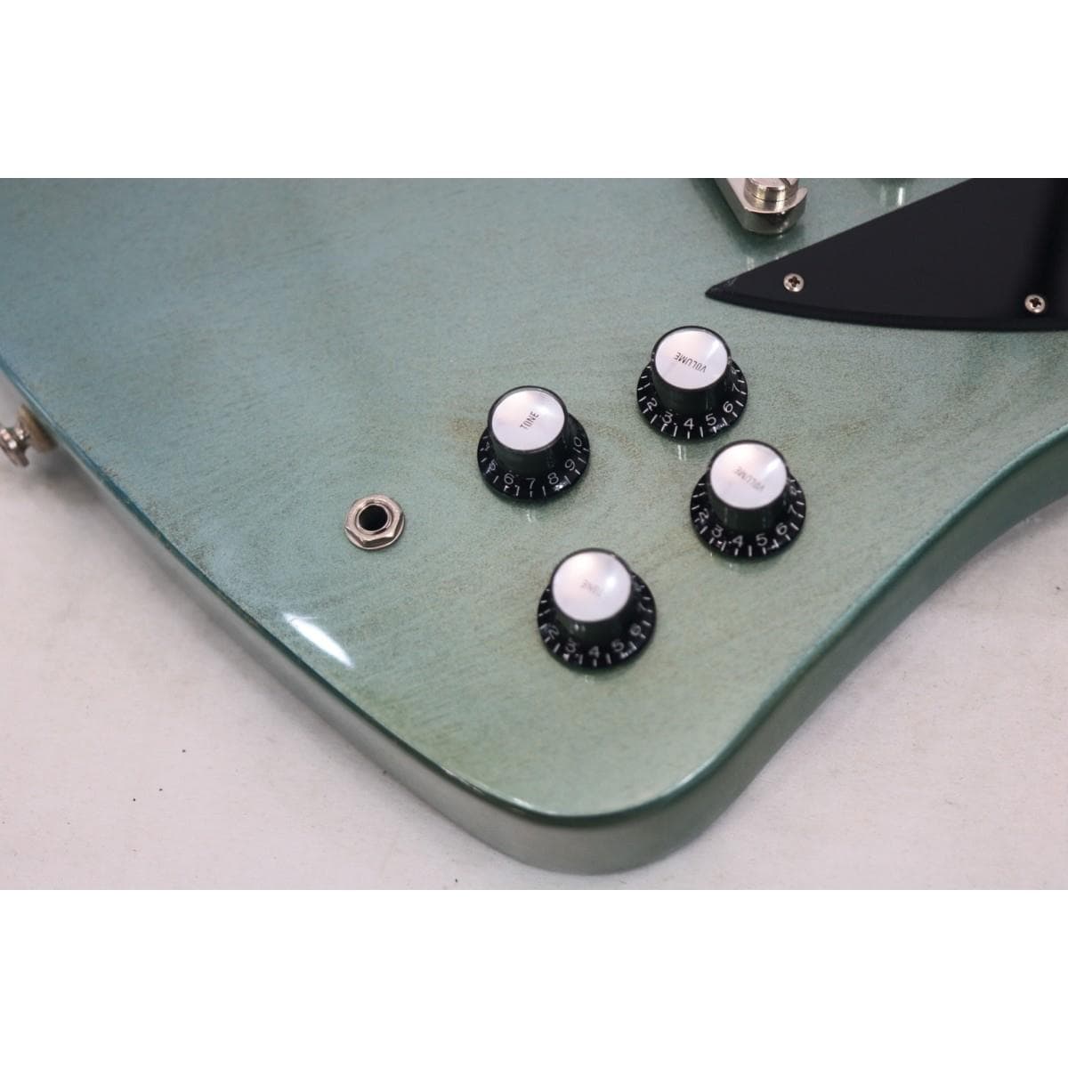 ＥＰＩＰＨＯＮＥ　　ＬＴＤ　ＦＩＲＥＢＩＲＤ　ＳＴＵＤＩＯ