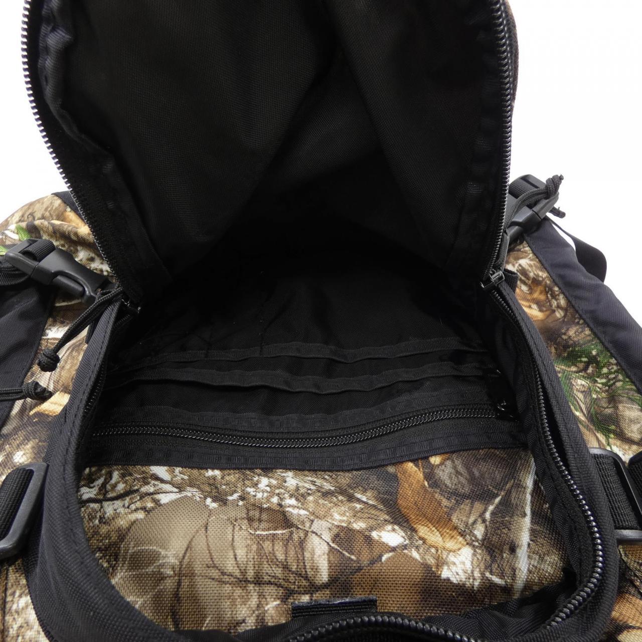 シュプリーム SUPREME REAL TREE BACKPACK