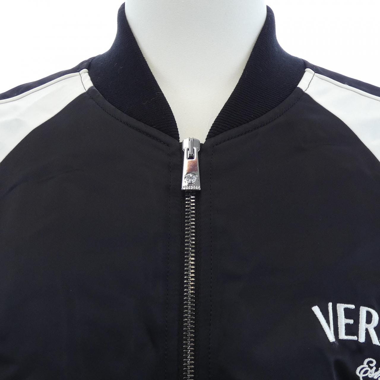 ヴェルサーチェ VERSACE ブルゾン