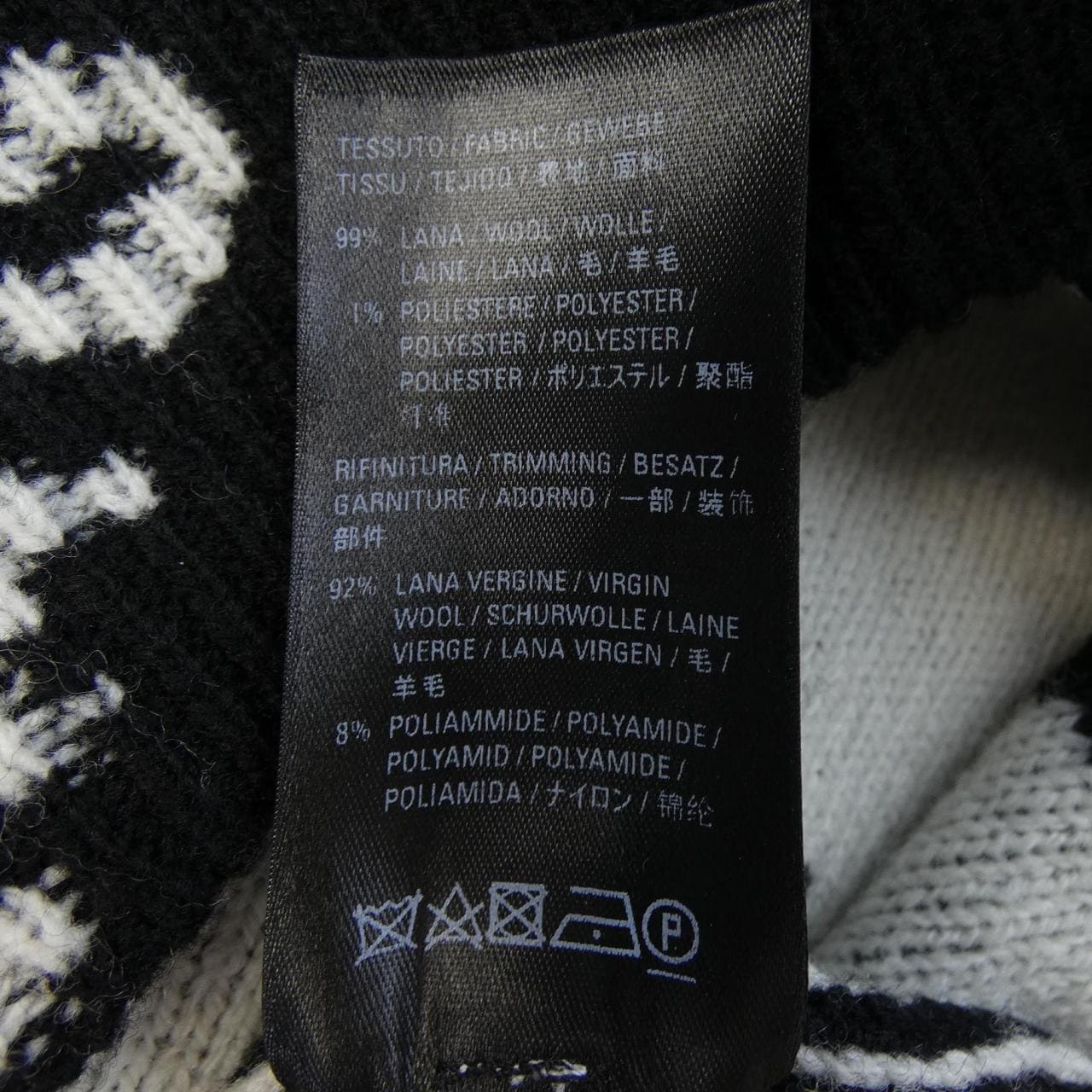 バレンシアガ BALENCIAGA 620983 T1567 ニット