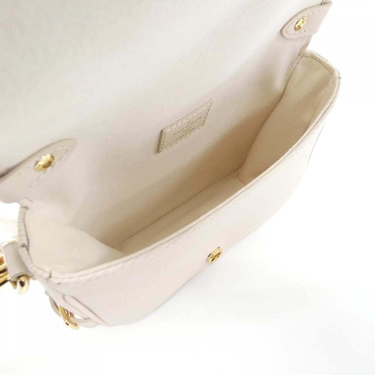 ルイヴィトン エピ ソミュールBB M23746 ショルダーバッグ