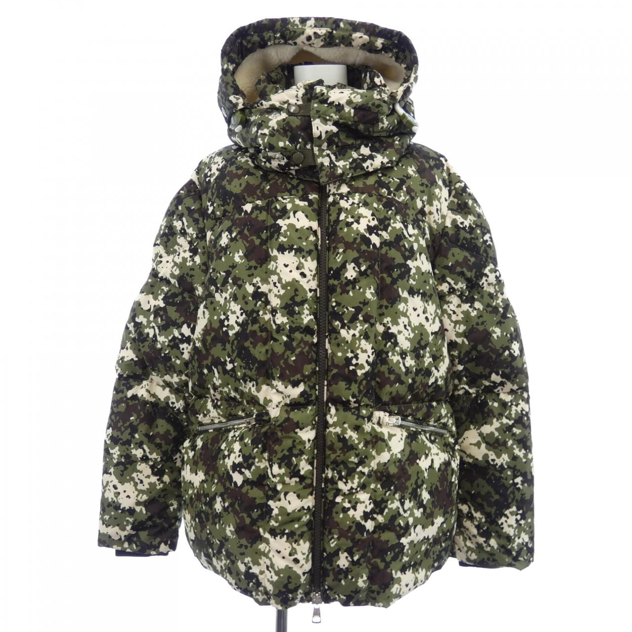 MONCLER蒙克勒羽绒服