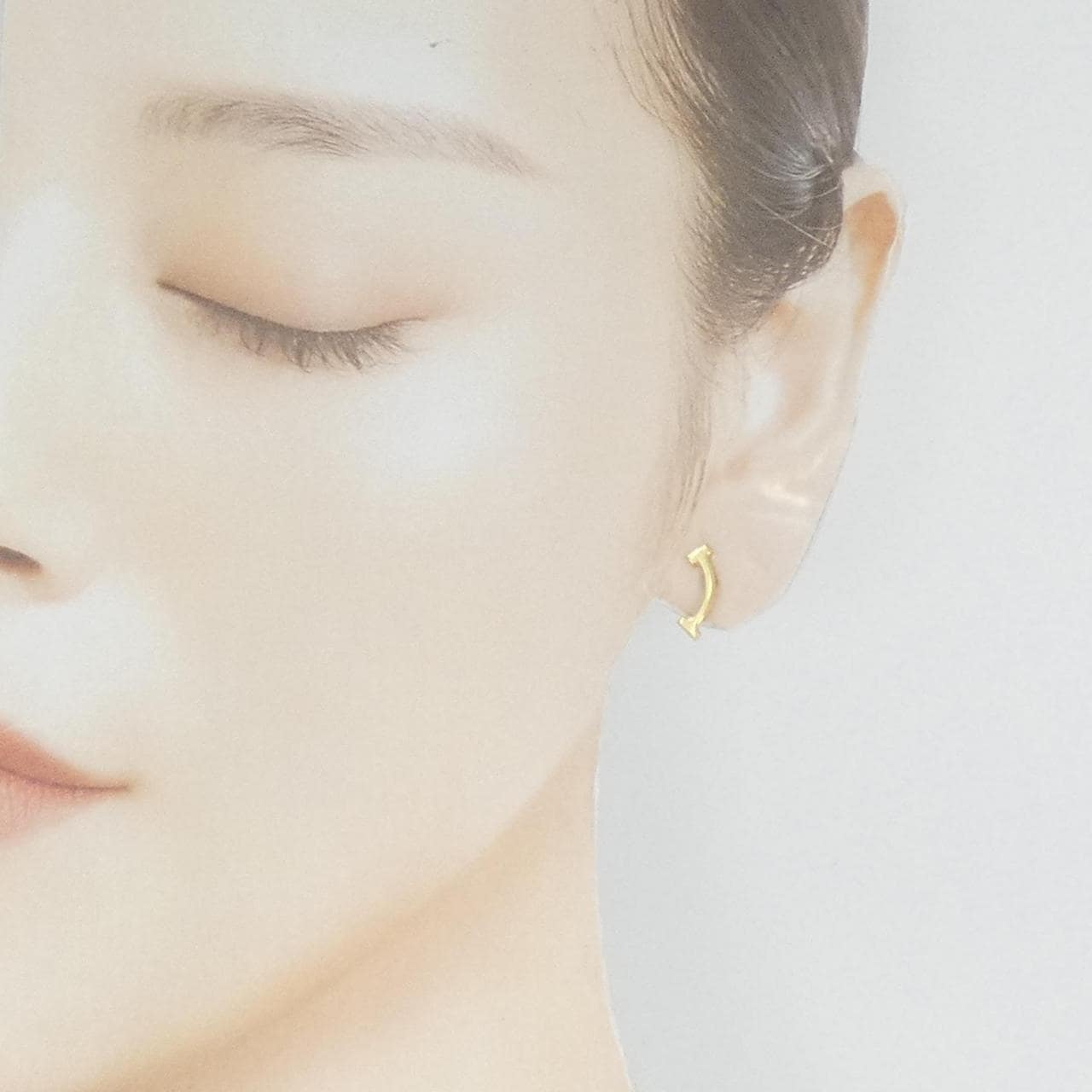 TIFFANY T smile earrings