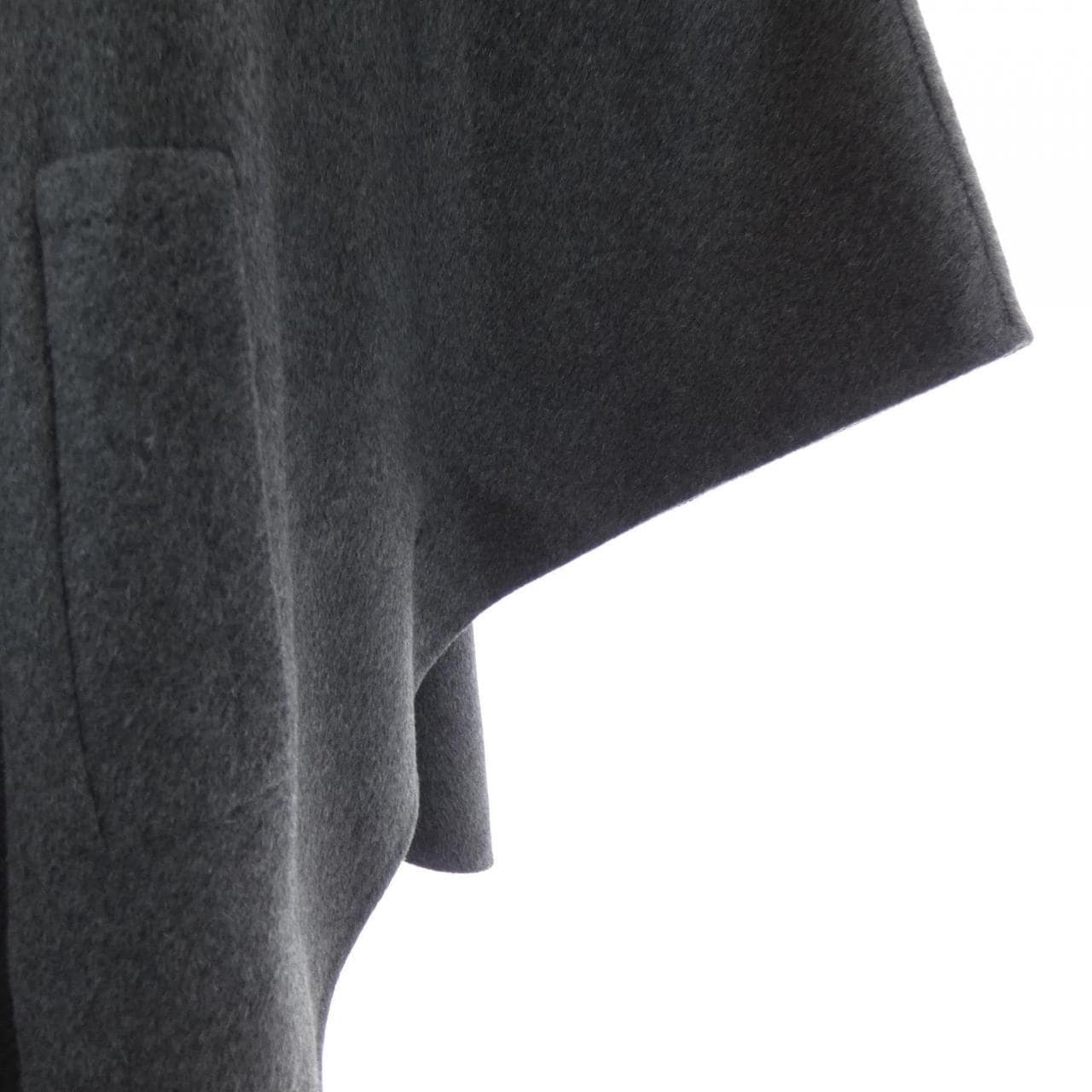 ルイヴィトン LOUIS VUITTON F2CO21WBQ ケープ