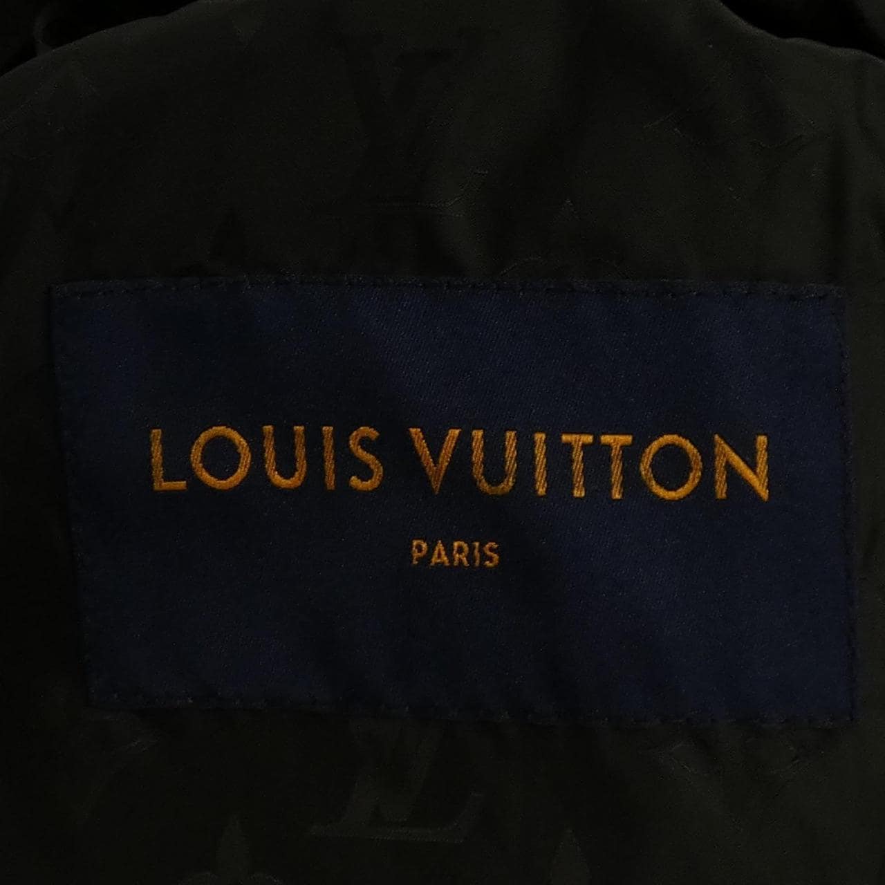 ルイヴィトン LOUIS VUITTON ナイロンユティリティジャケット HIB46WRWK ジャケット