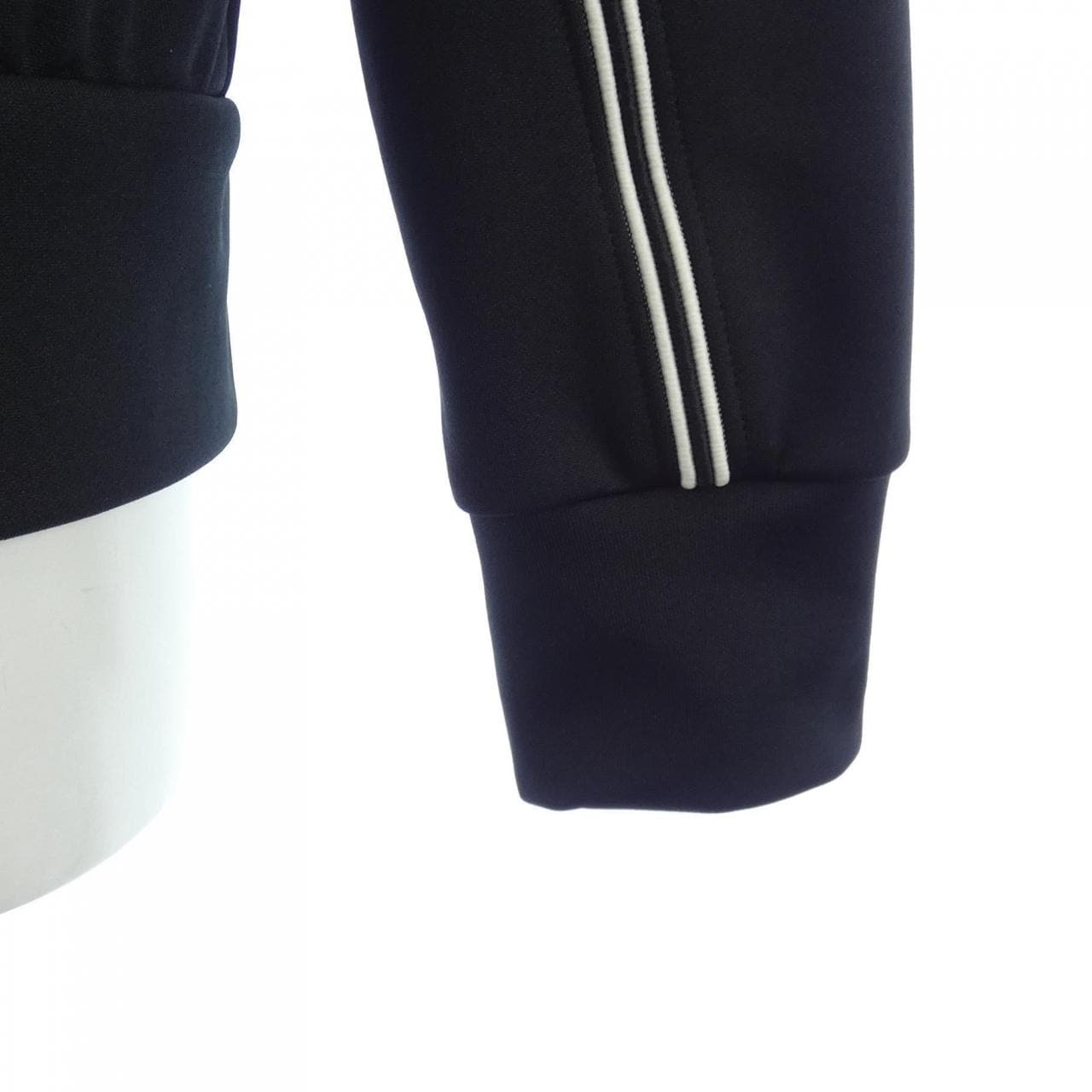 MONCLER MONCLER I20918G00007 束腰外套
