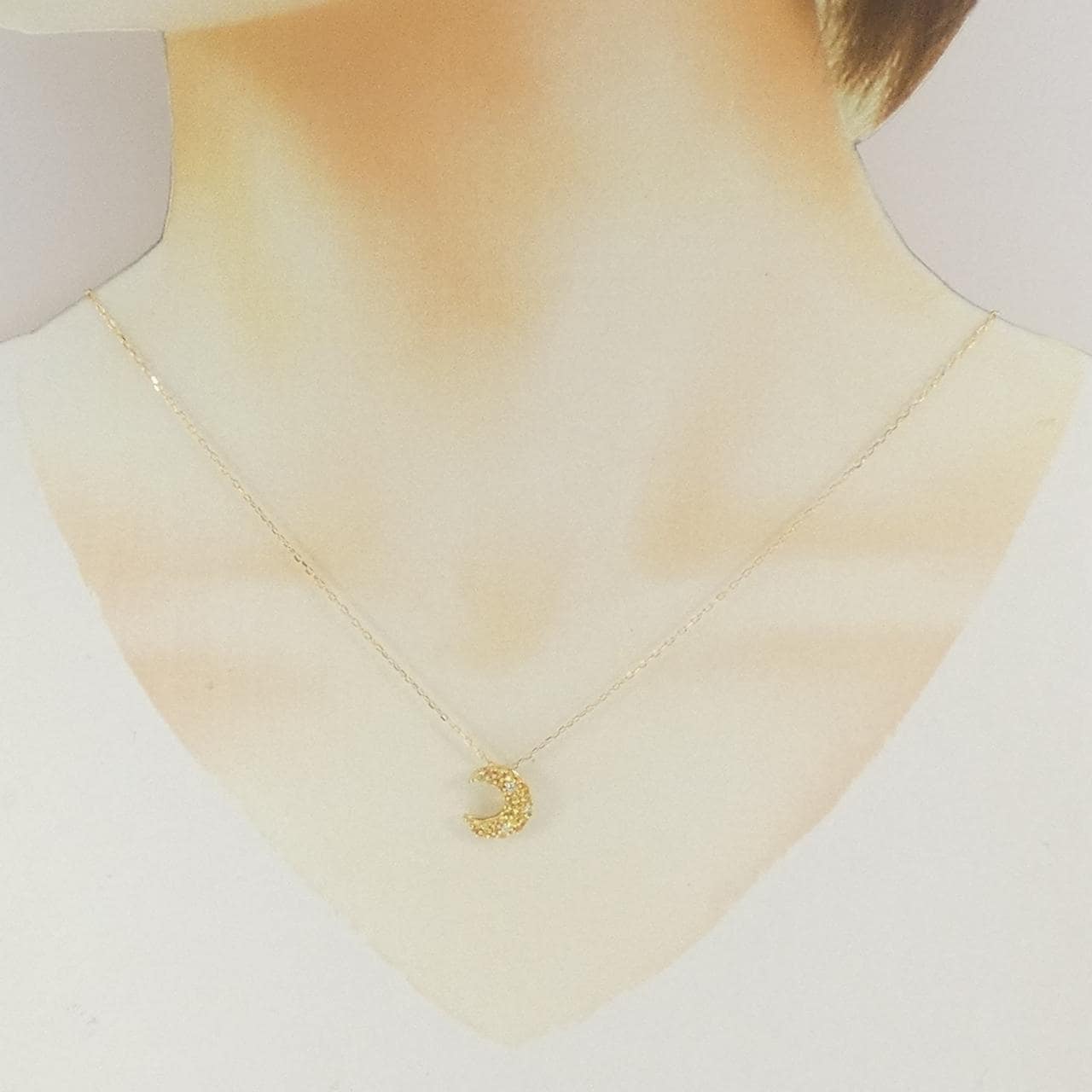K18YG ムーン サファイヤ ネックレス 0.38CT