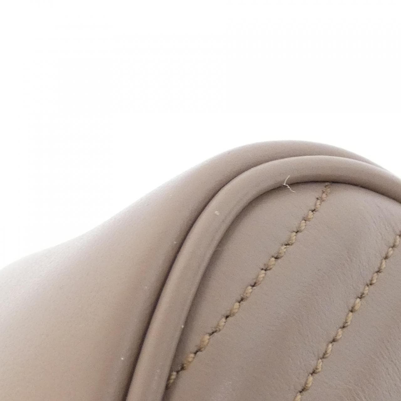 グッチ GG MARMONT 447632 DTD1T ショルダーバッグ