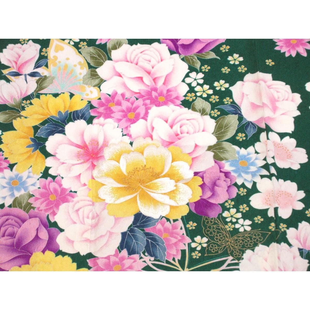 振袖　友禅金彩加工　刺繍入り