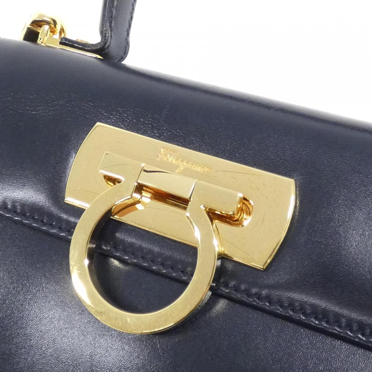 【ヴィンテージ】サルヴァトーレフェラガモ 21 2193 バッグ