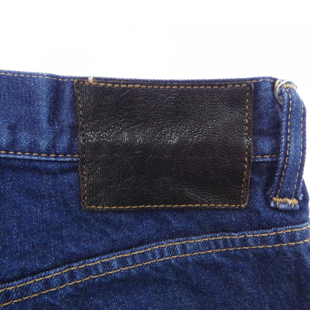 オーベルジュ AUBERGE ジーンズ