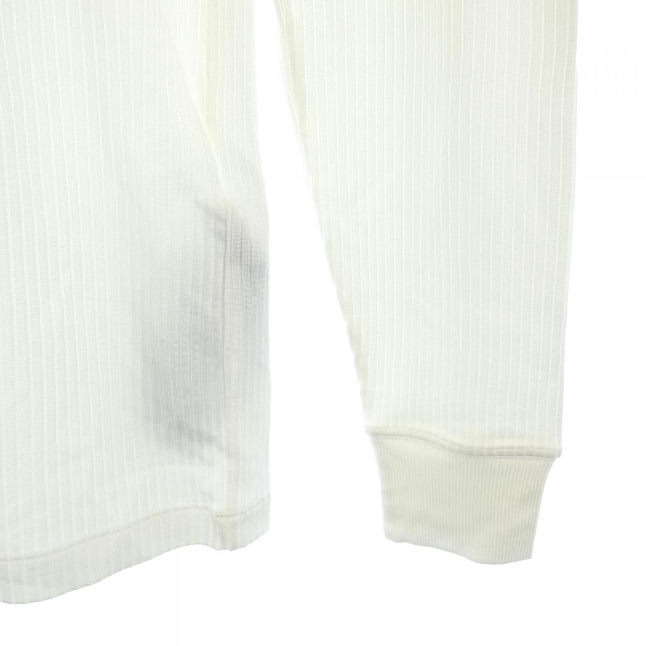 トムフォード TOM FORD TFJ262 トップス