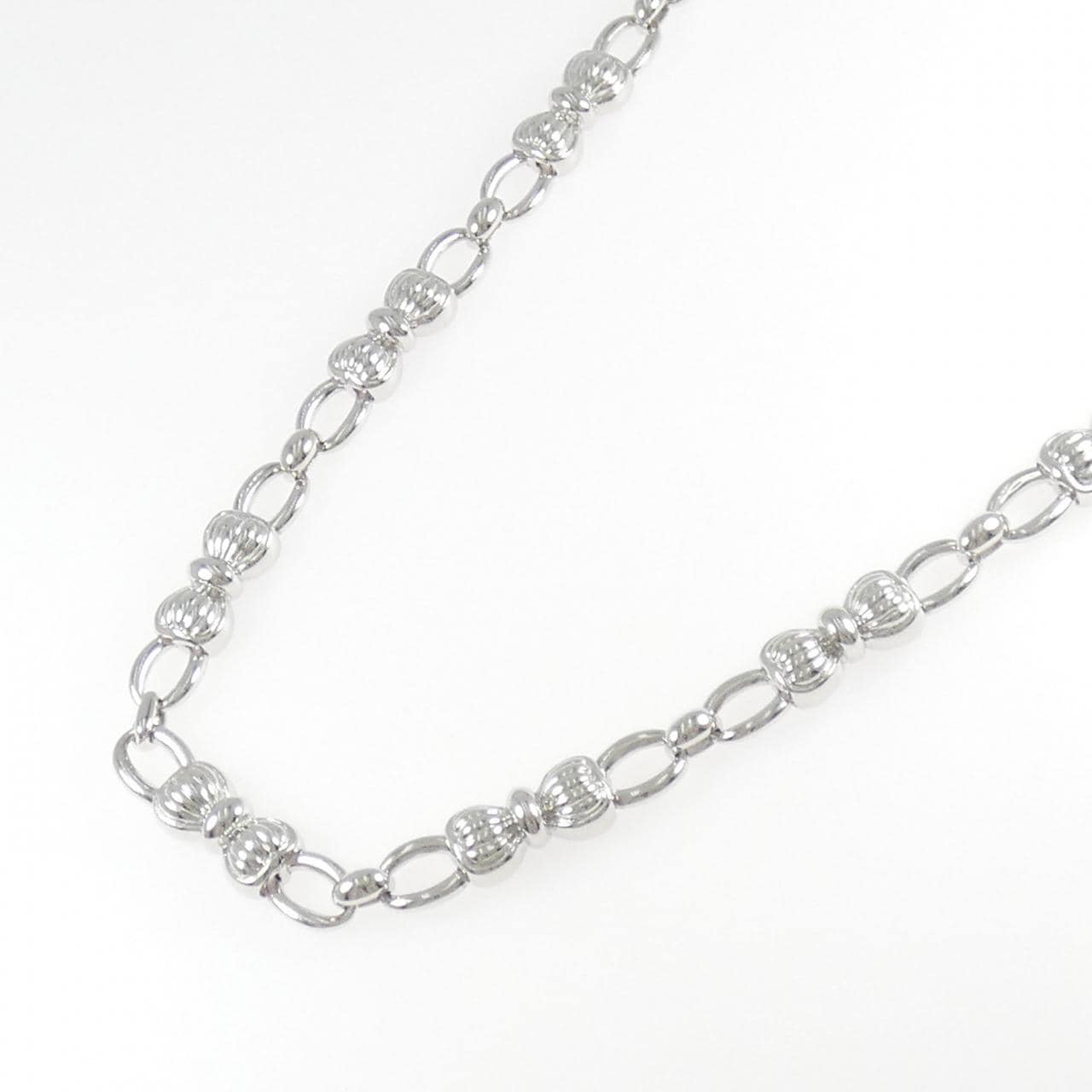 ブシュロン 750WG ネックレス