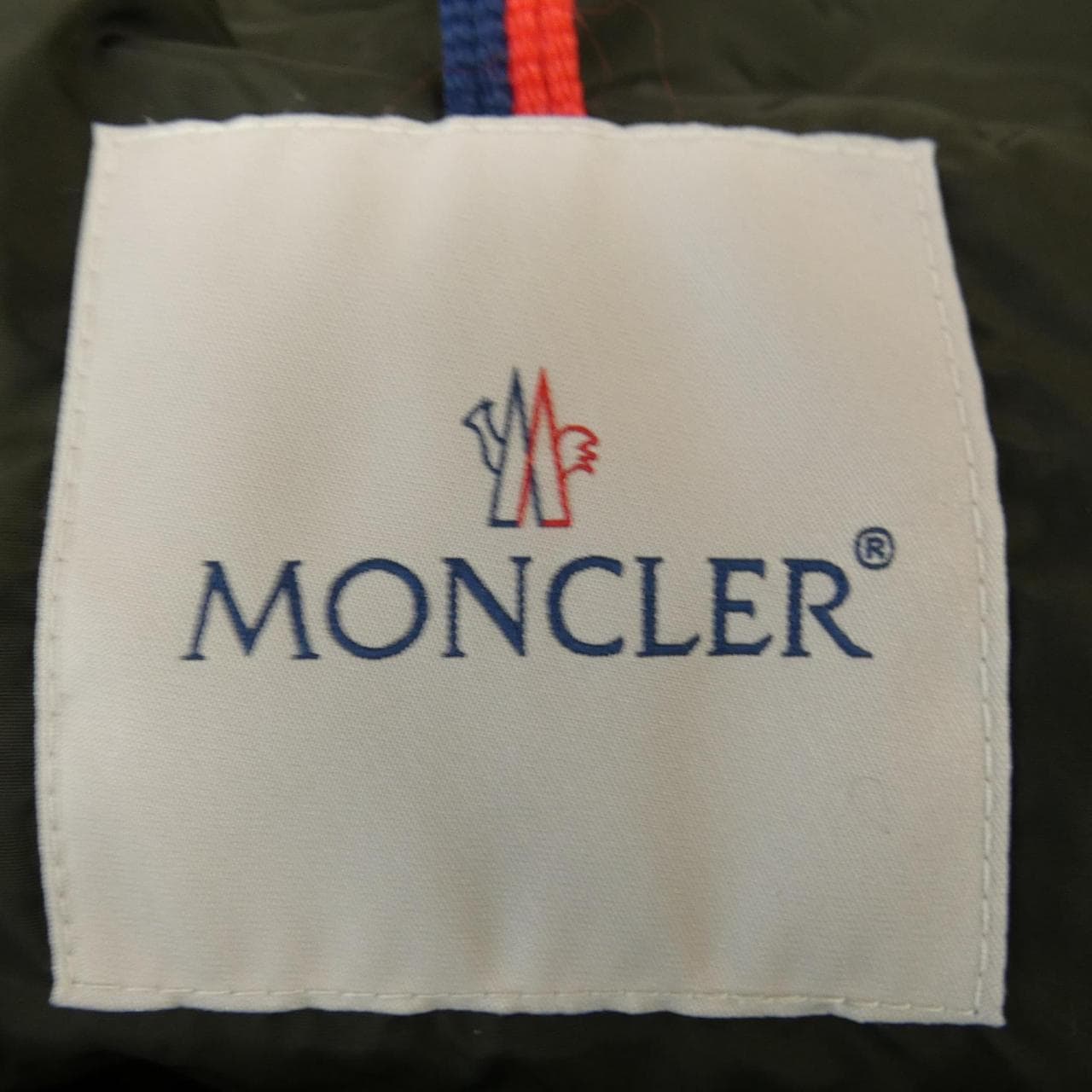 モンクレール MONCLER ダウンジャケット