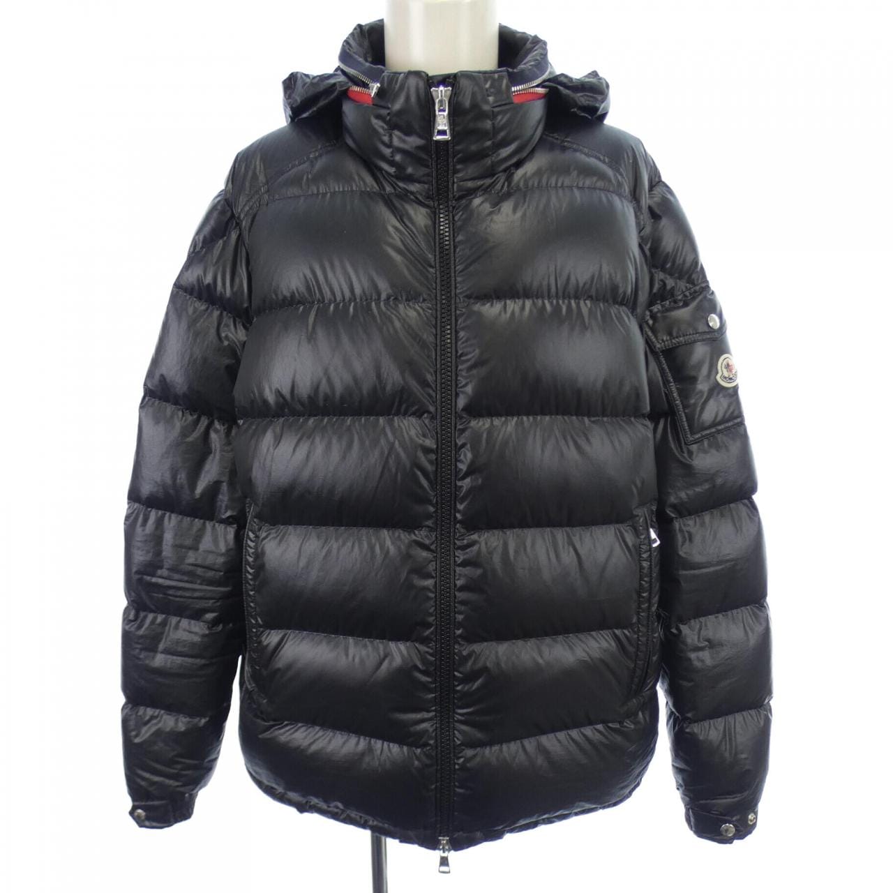 モンクレール MONCLER ダウンジャケット