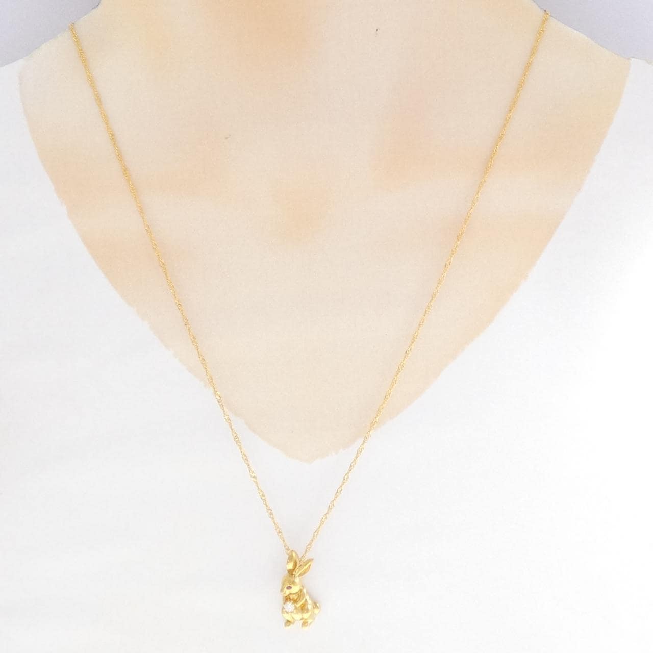 K24YG ラビット ルビー ネックレス 0.01CT
