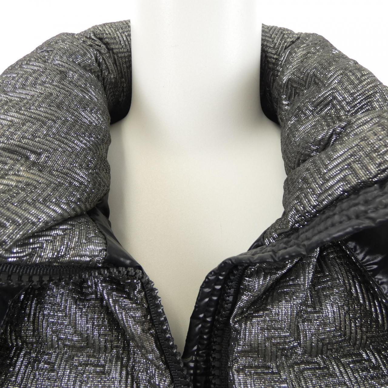 モンクレール MONCLER BADYF ダウンジャケット