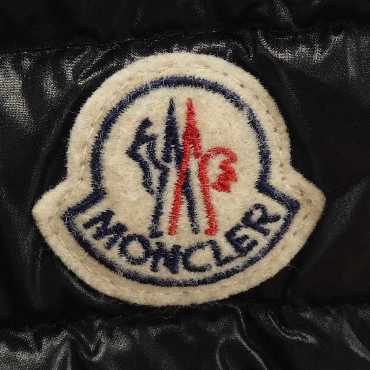 モンクレール MONCLER MEYLAN ダウンジャケット