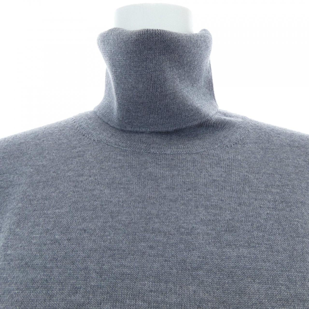 グッチ GUCCI 851975 ZKFA8 ニット