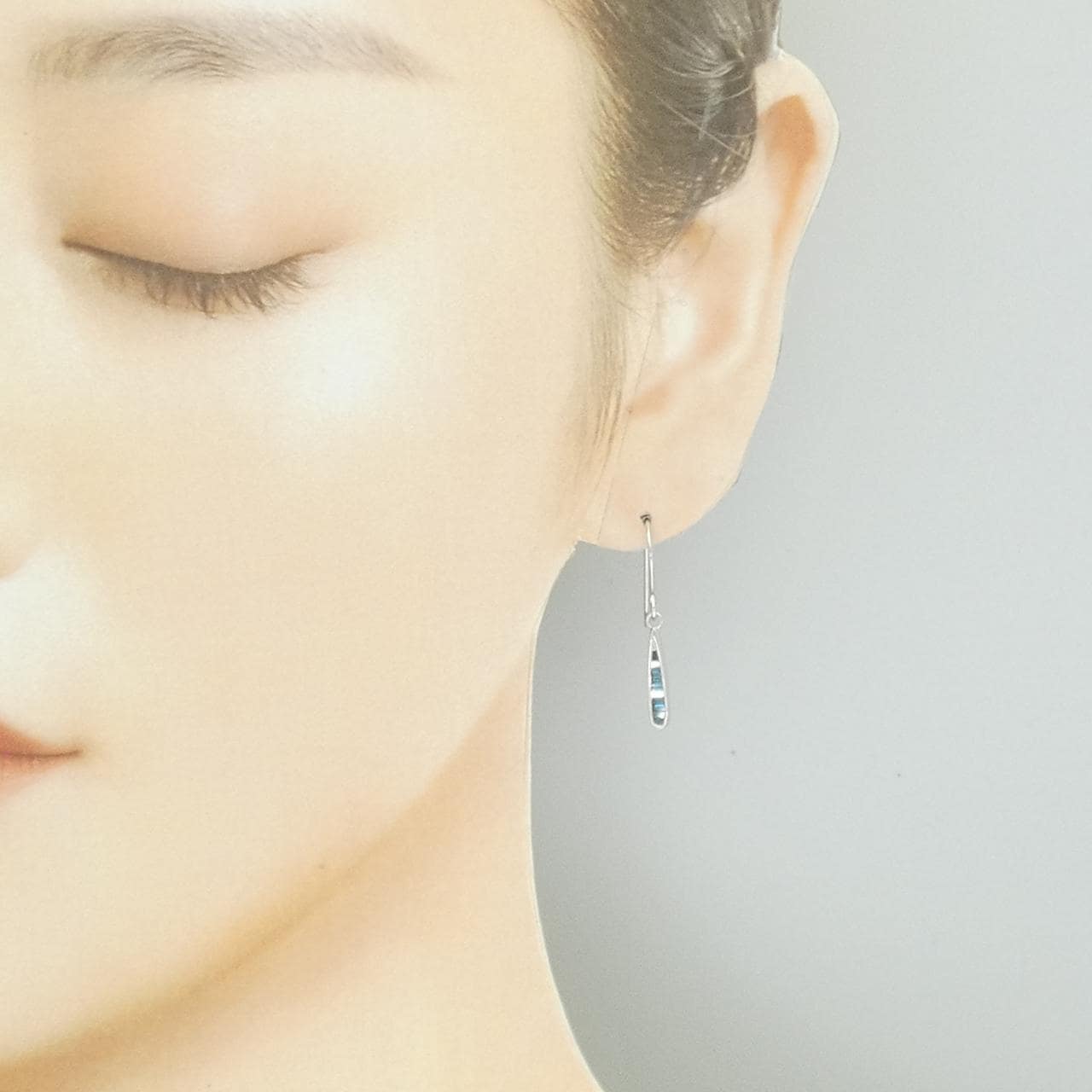 K18WG ダイヤモンド ピアス 0.16CT